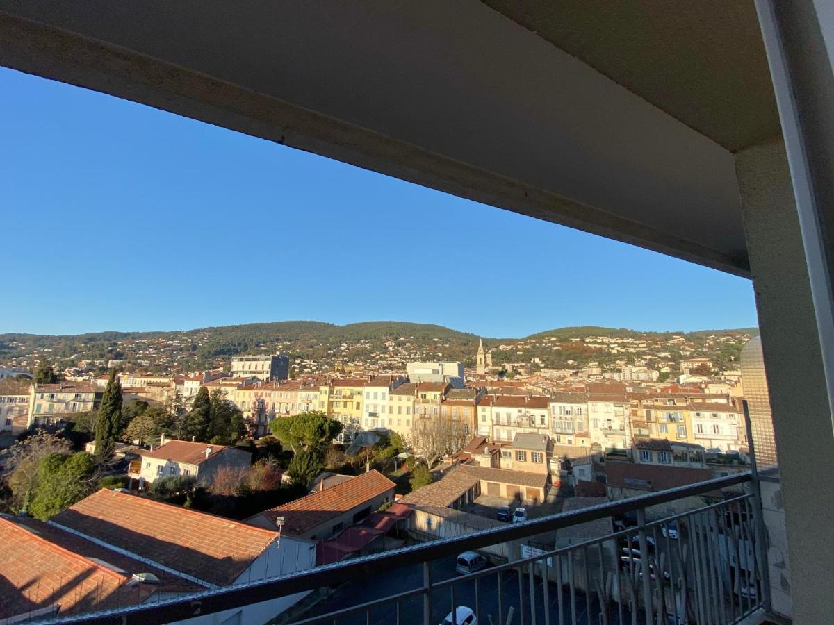 Au 5Eme Ciel Apartment Draguignan Bagian luar foto