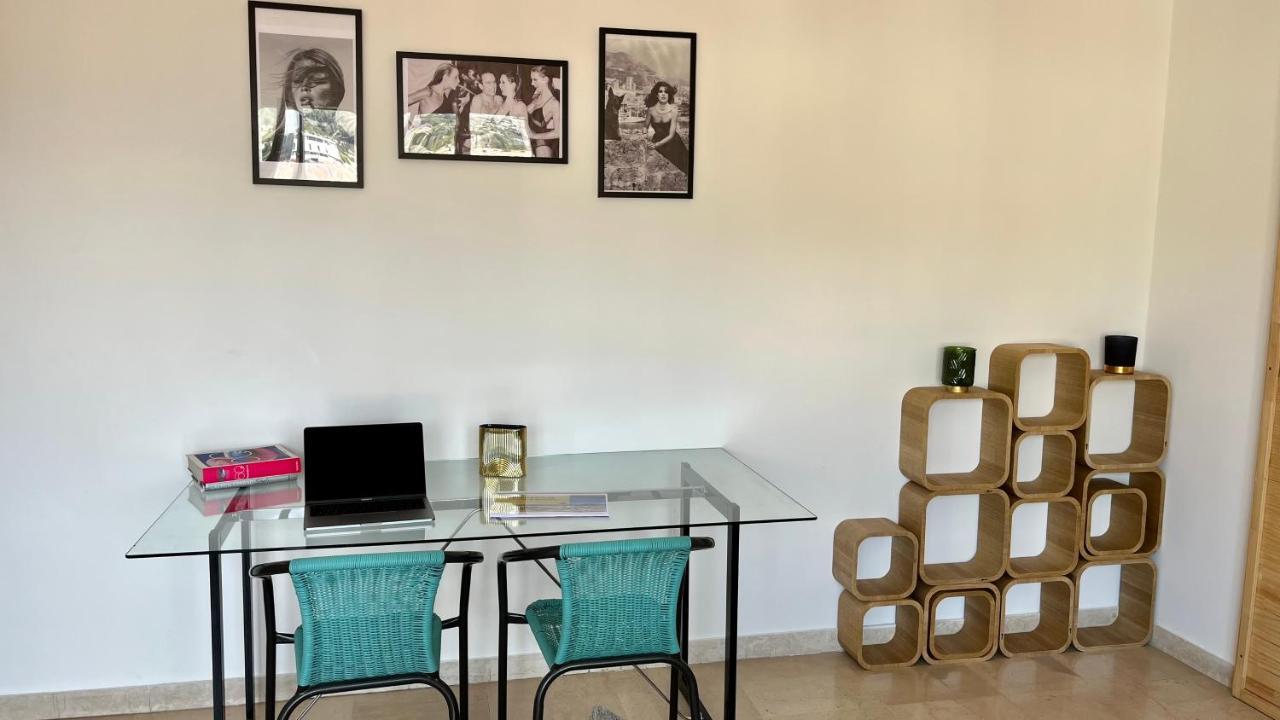 Au 5Eme Ciel Apartment Draguignan Bagian luar foto