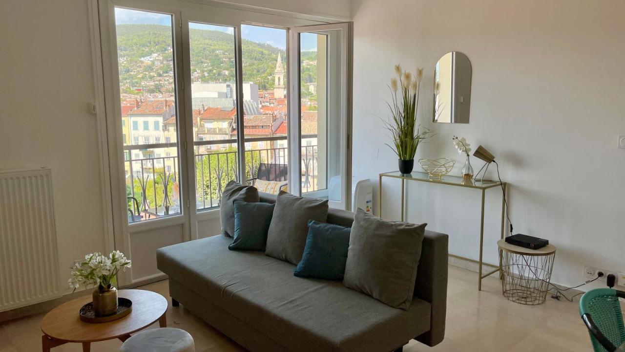 Au 5Eme Ciel Apartment Draguignan Bagian luar foto