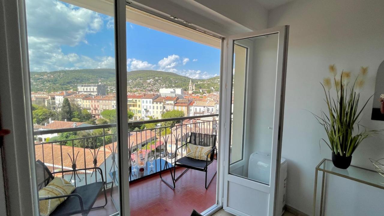 Au 5Eme Ciel Apartment Draguignan Bagian luar foto